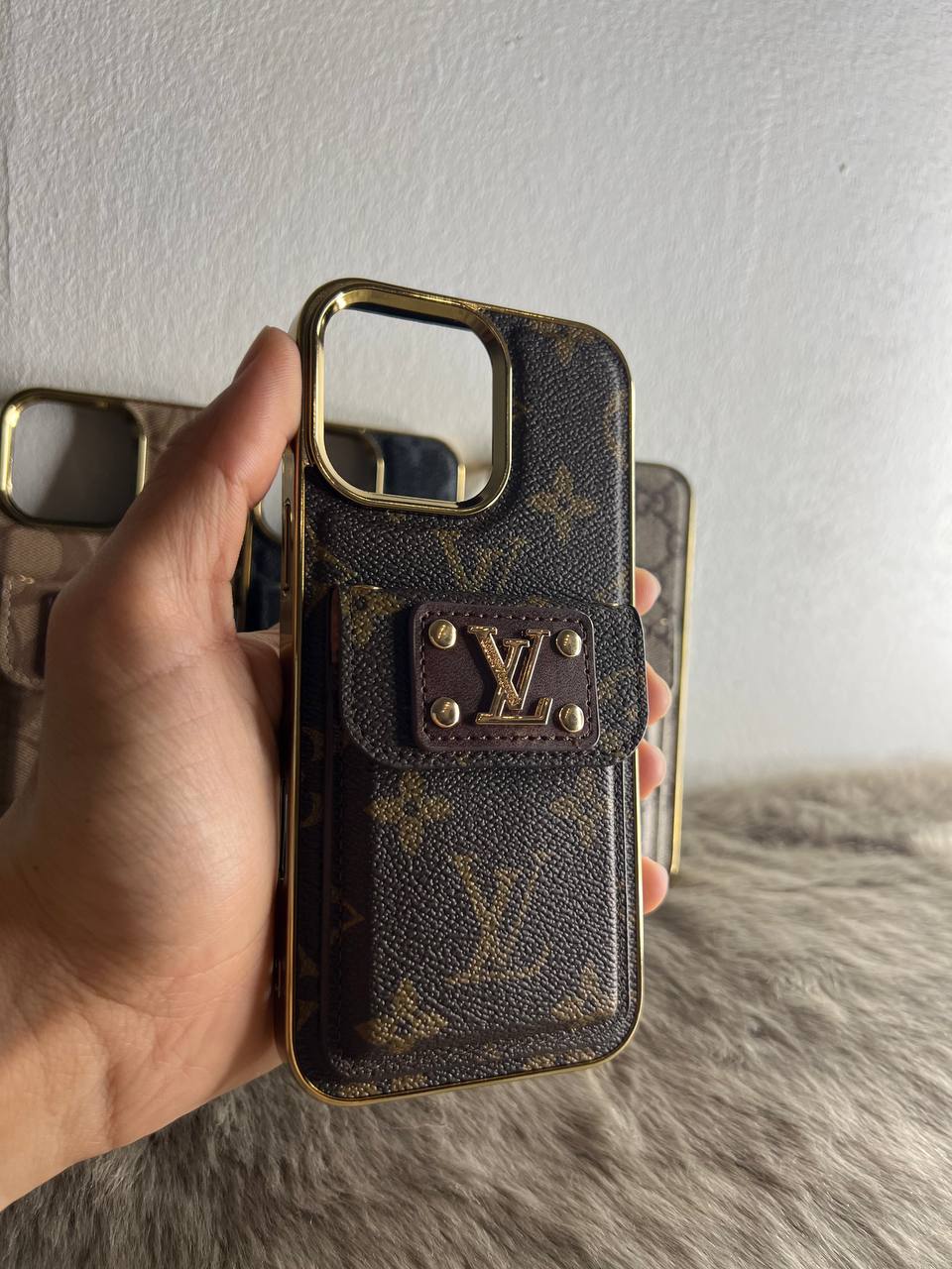Antichoc LOUIS VUITTON original pour iphone BROWN