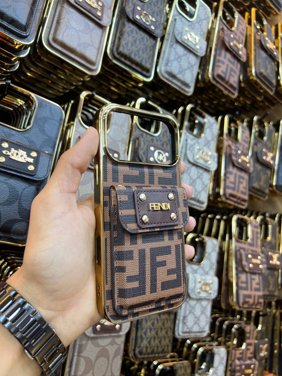 Antichoc fendi original pou iphone