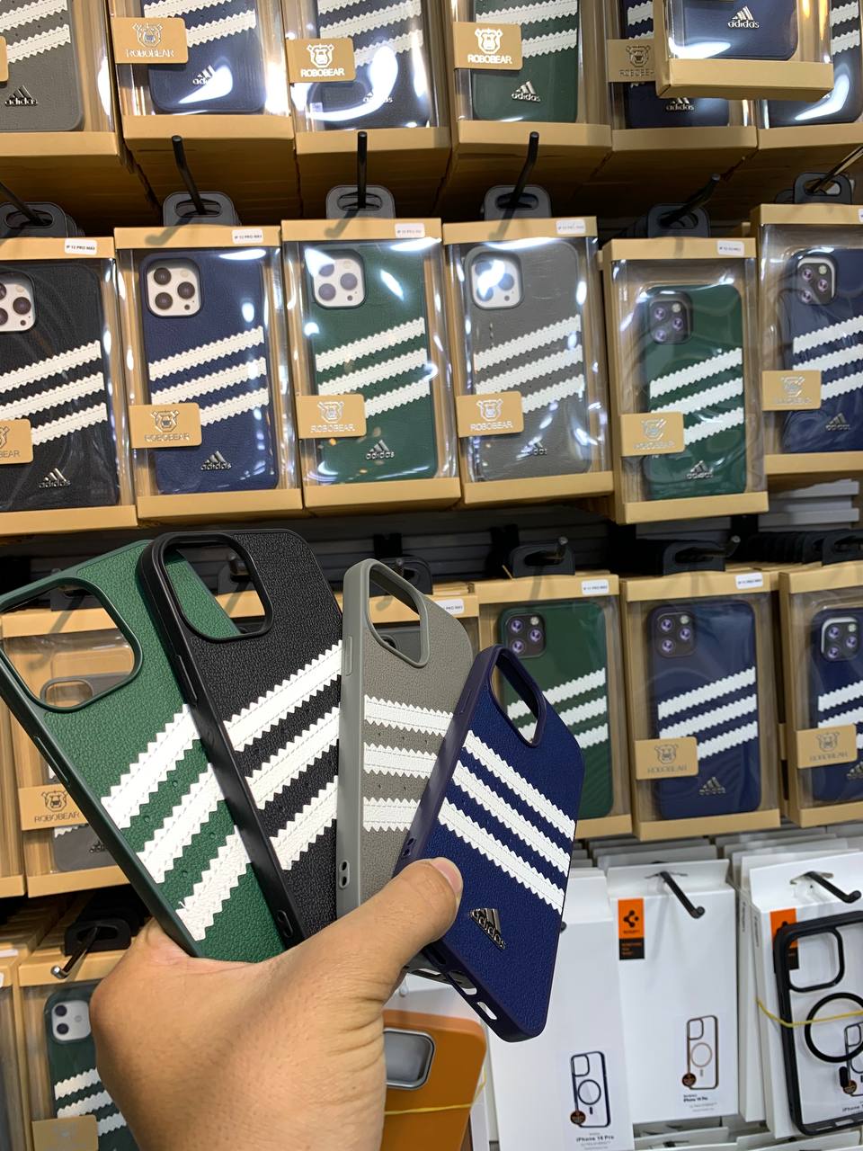 Antichoc Adidas Pour Iphone